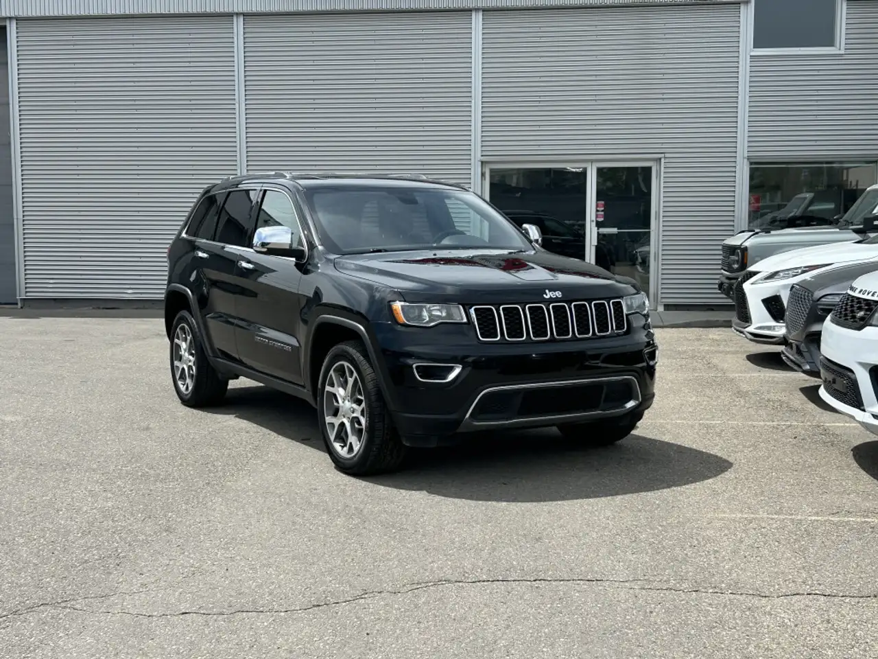 Jeep Grand Cherokee снимка Jeep Grand Cherokee