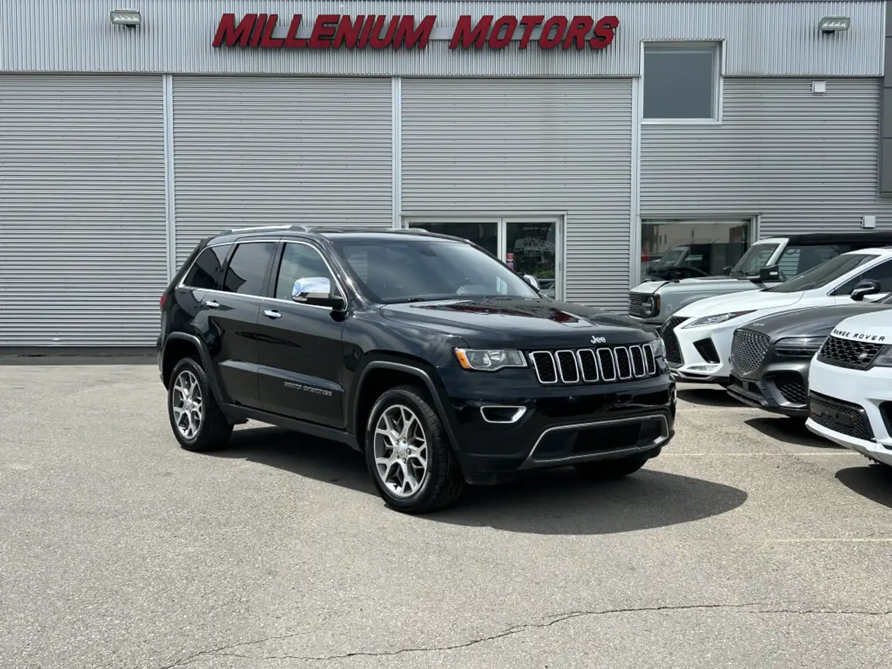 Jeep Grand Cherokee снимка Jeep Grand Cherokee