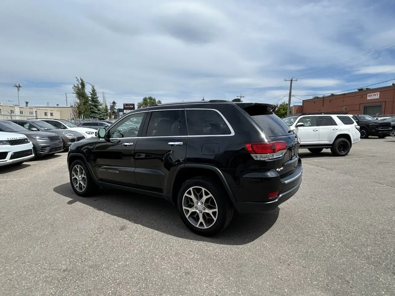 Jeep Grand Cherokee снимка Jeep Grand Cherokee