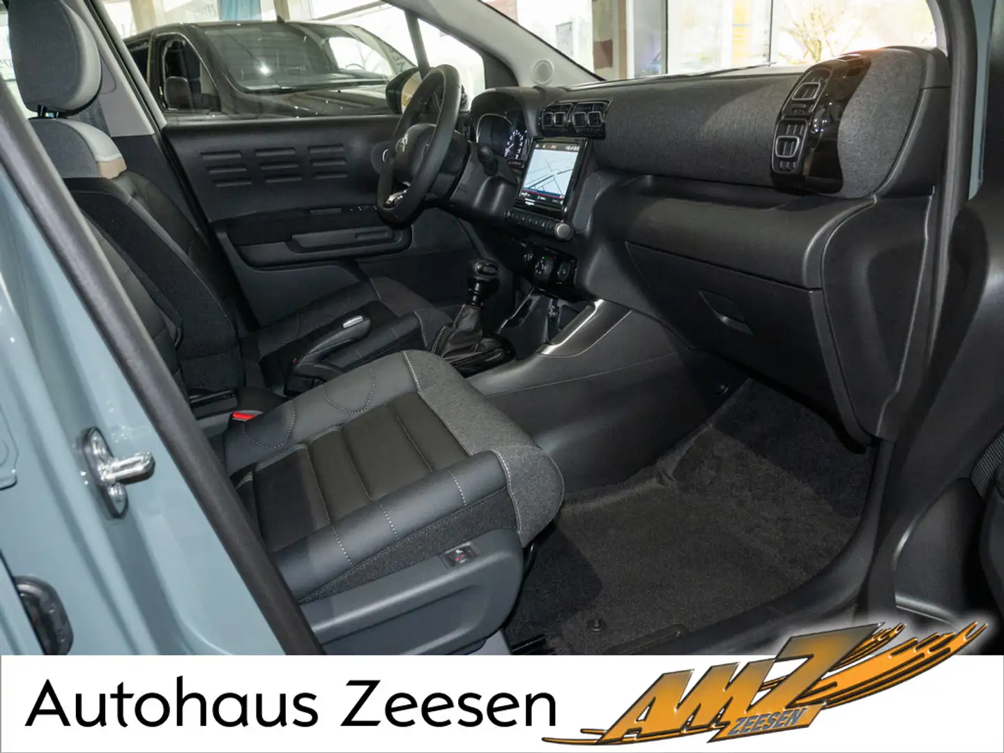 Citroen C3 Aircross 1.2 Shine Pack KAMERA NAVI HUD Zelená - 2