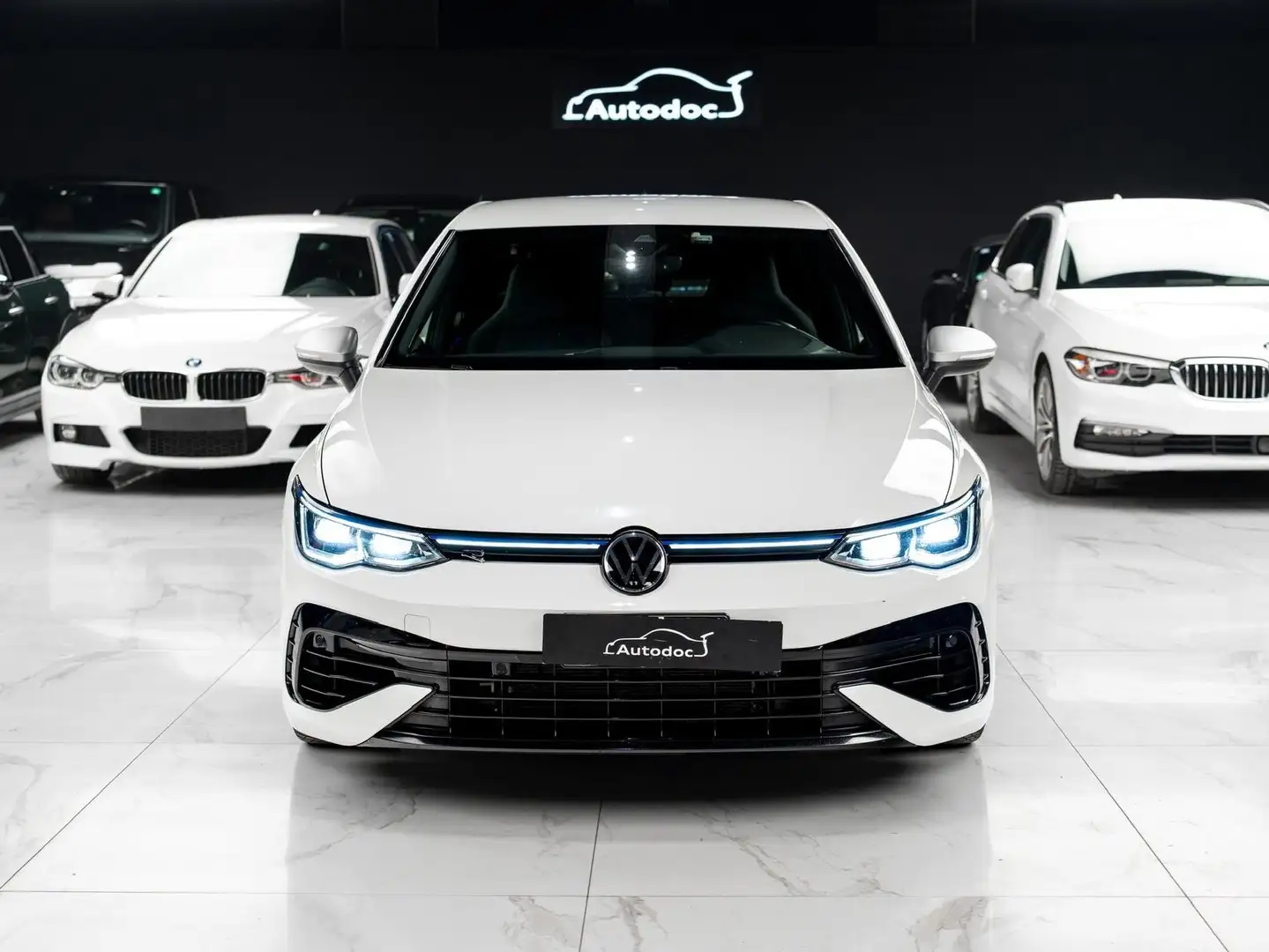 Volkswagen Golf R VIII 2021 2.0 tsi R 4motion 320cv dsg - 2