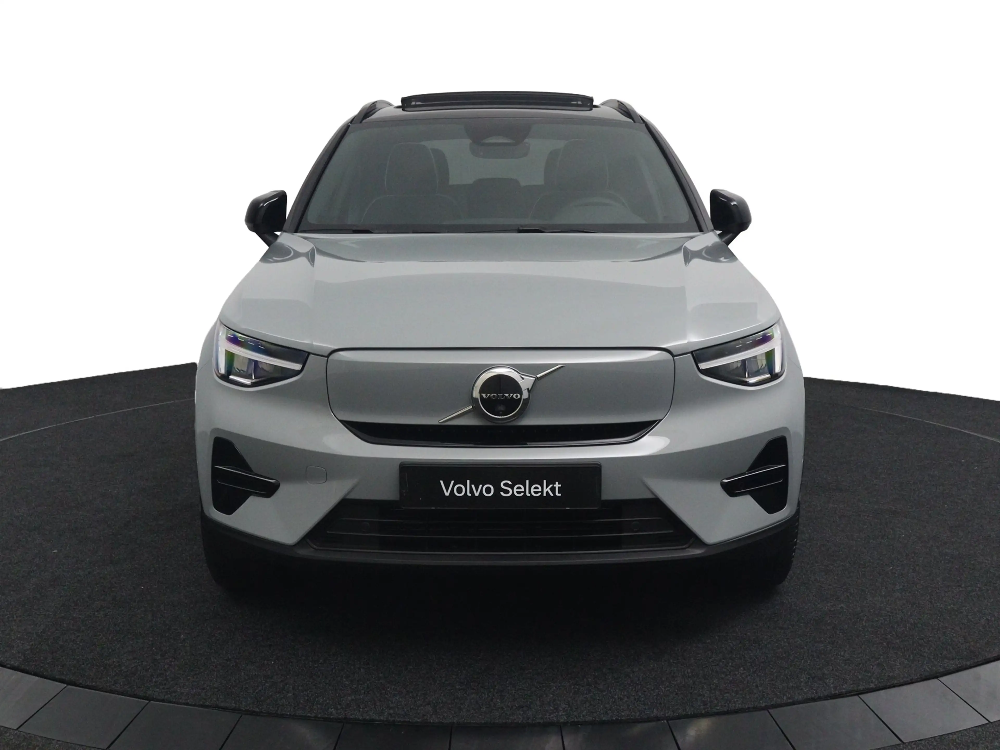 Volvo EX40 Single Motor Extended Range Ultra Europa 82 kWh | — photo 21