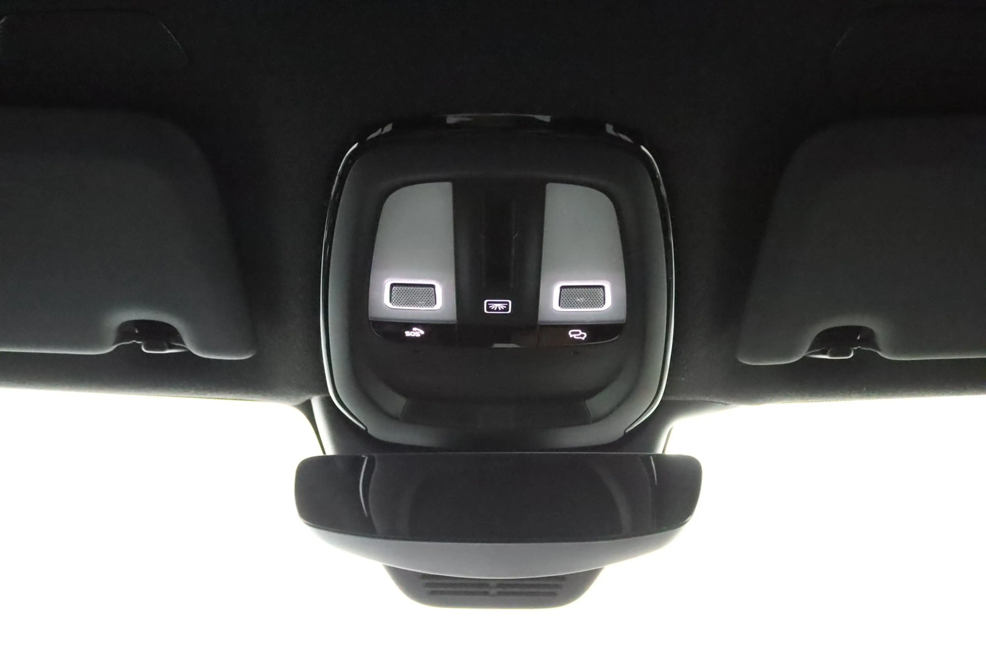 Volvo EX40 Single Motor Extended Range Ultra Europa 82 kWh | — photo 49