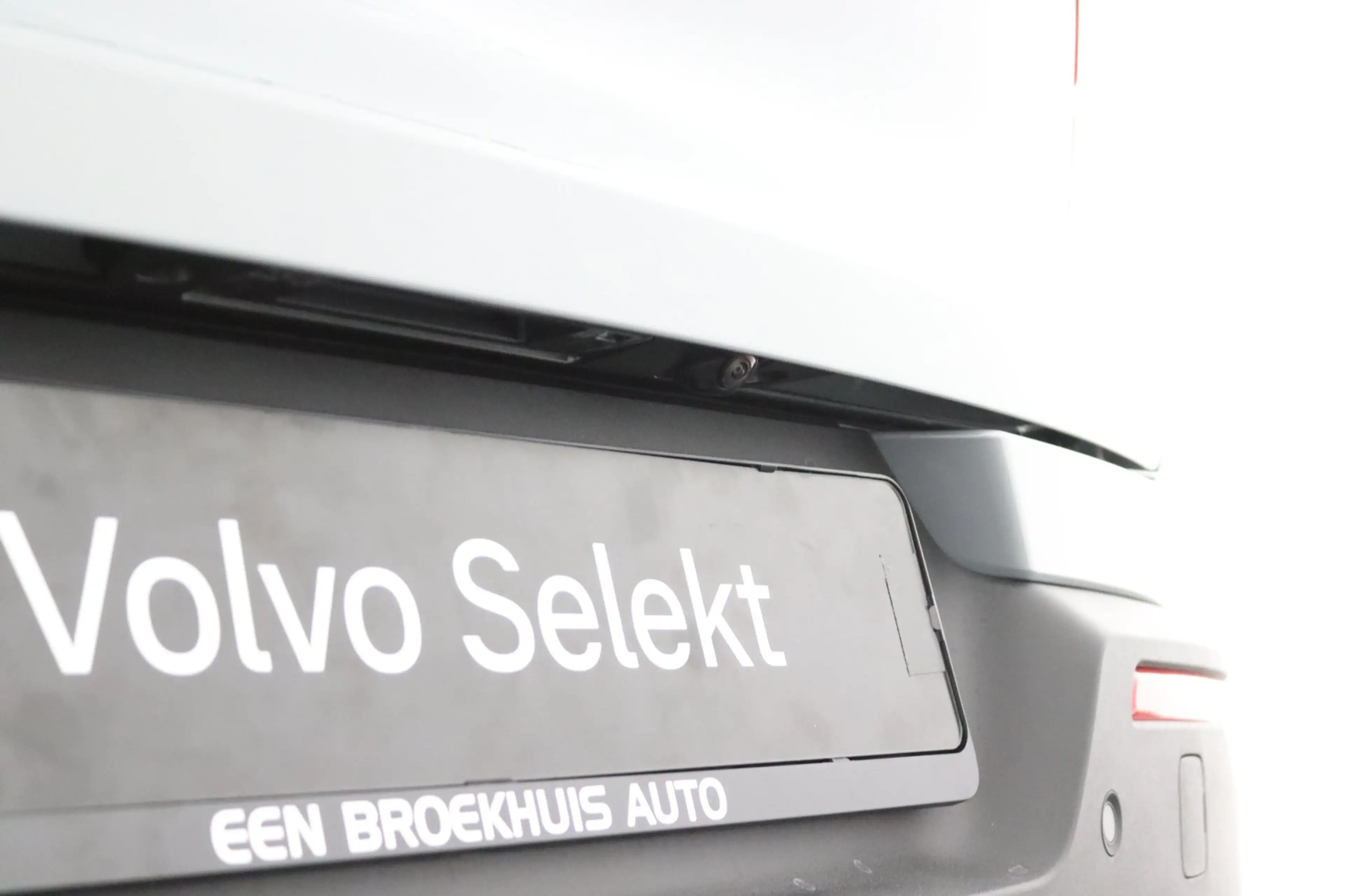 Volvo EX40 Single Motor Extended Range Ultra Europa 82 kWh | — photo 17