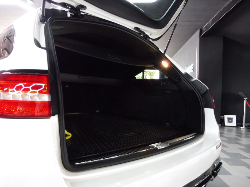 Mercedes-Benz E 63 AMG E63 S AMG 4Matic Pano/Burmester/Carbon/NP 173T€ — photo 14