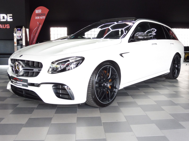 Mercedes-Benz E 63 AMG E63 S AMG 4Matic Pano/Burmester/Carbon/NP 173T€ — photo 2