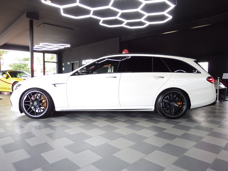 Mercedes-Benz E 63 AMG E63 S AMG 4Matic Pano/Burmester/Carbon/NP 173T€ — photo 9