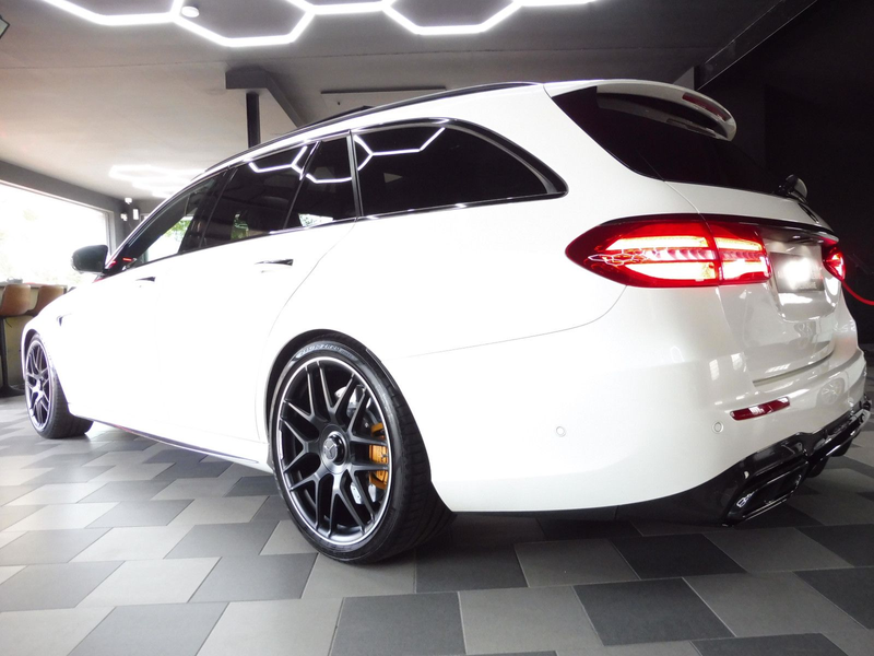 Mercedes-Benz E 63 AMG E63 S AMG 4Matic Pano/Burmester/Carbon/NP 173T€ — photo 8