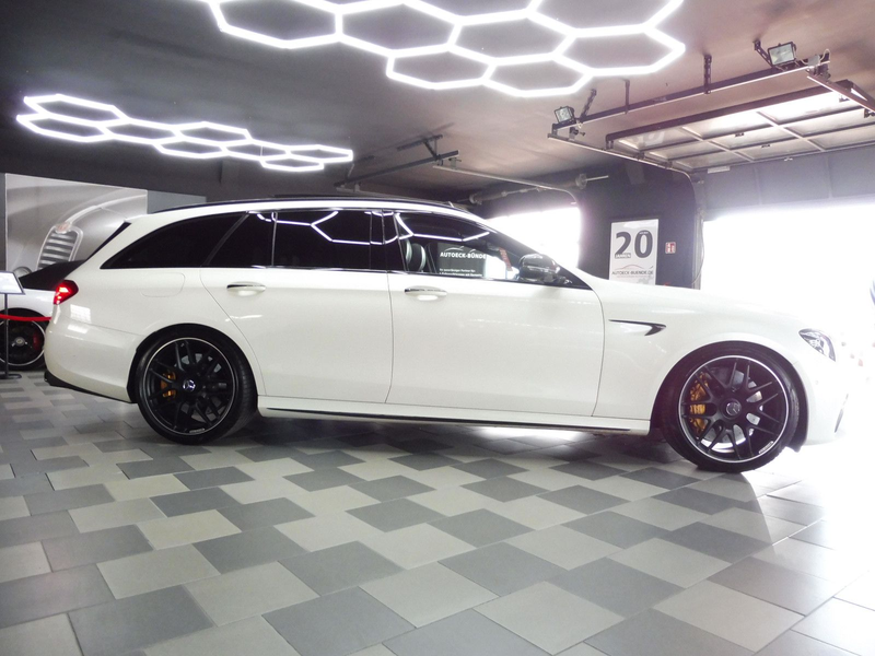 Mercedes-Benz E 63 AMG E63 S AMG 4Matic Pano/Burmester/Carbon/NP 173T€ — photo 5