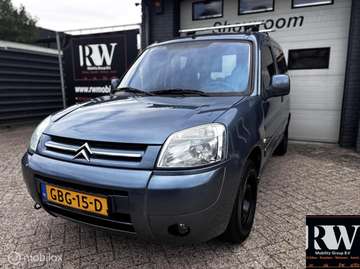 combi 1.6i 16V X-TR A/C*TREKHAAK*NIEUWE APK
