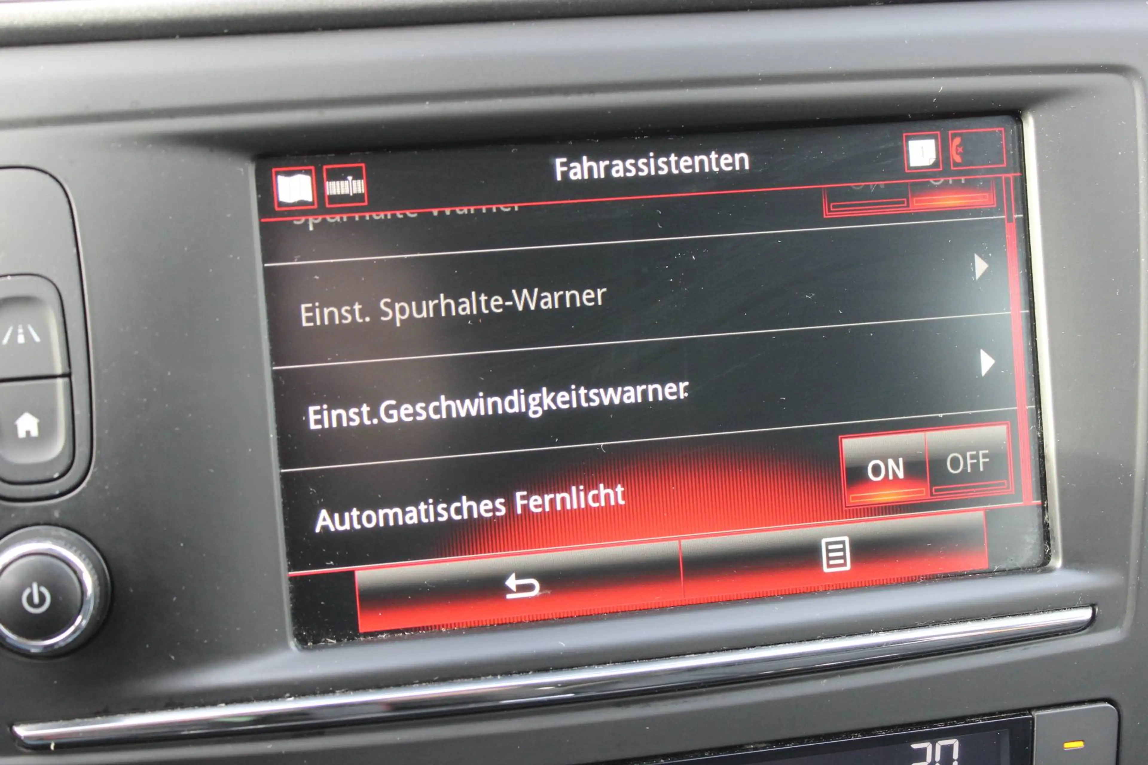 Renault Kadjar Business Edition 1.2 TCE Automatik Navi PDC Tempo — photo 14