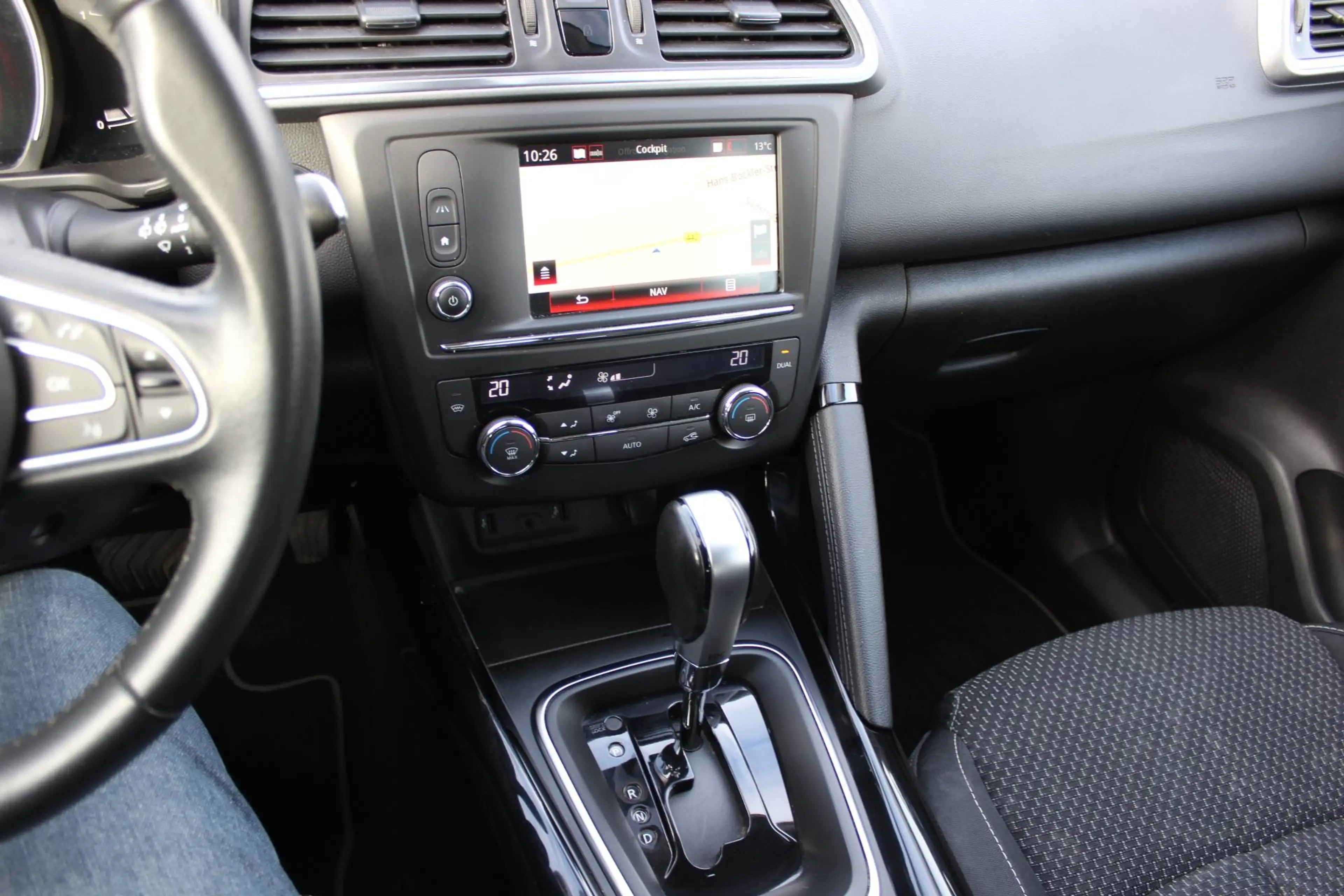 Renault Kadjar Business Edition 1.2 TCE Automatik Navi PDC Tempo — photo 10