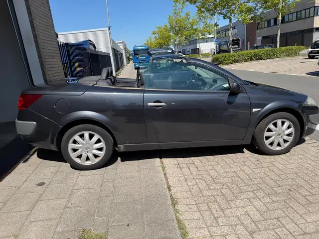 Renault Megane view 14