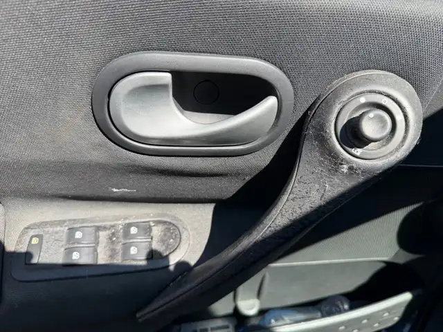 Renault Megane view 12