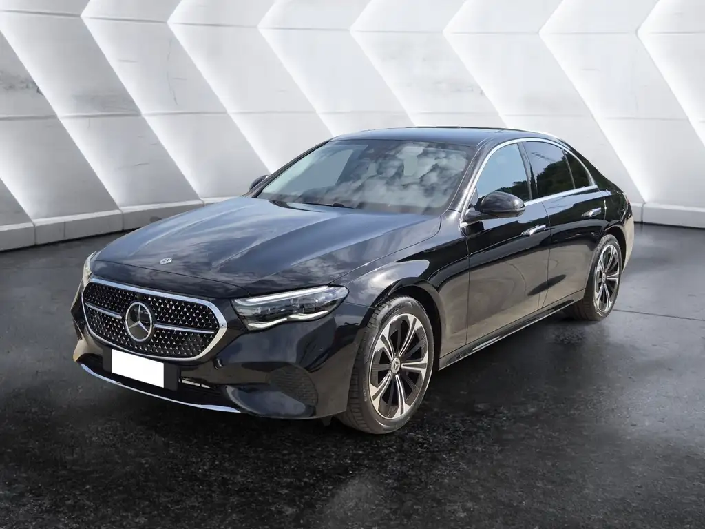 Mercedes-Benz E 300 2026 из Европы — купить под ключ
