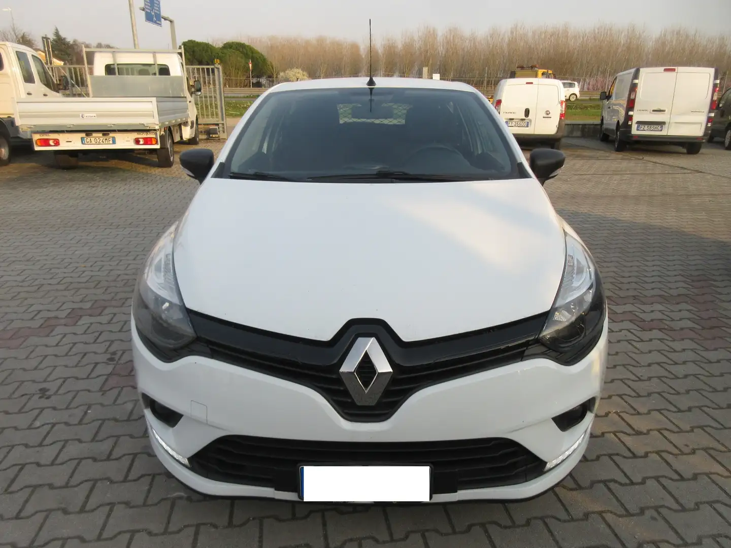 Renault Clio Clio 3p 1.5 dci VAN ENERGY 75cv Weiß - 2
