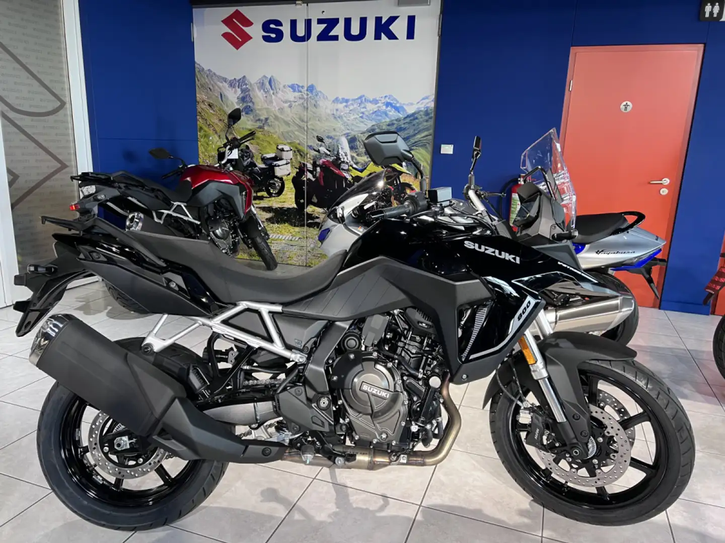 Suzuki V-Strom 800DE Negro - 1
