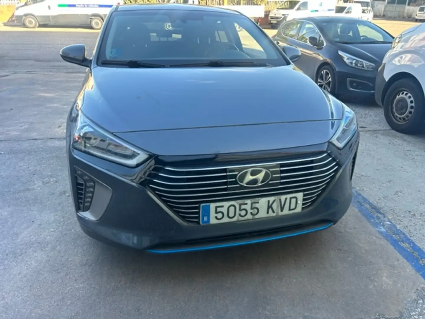 Hyundai IONIQ HEV 1.6 GDI Tecno Gris - 2