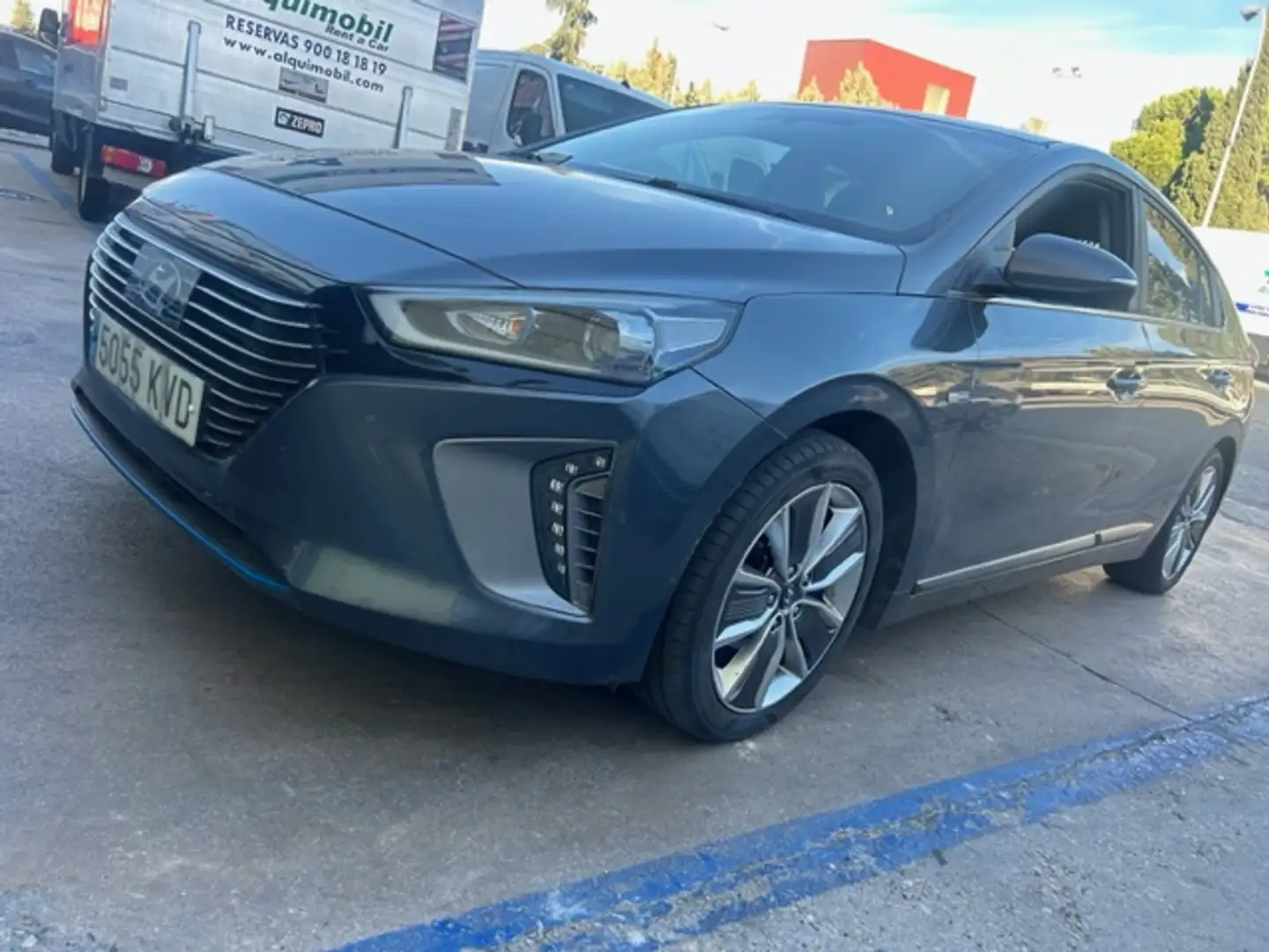 Hyundai IONIQ HEV 1.6 GDI Tecno Gris - 1