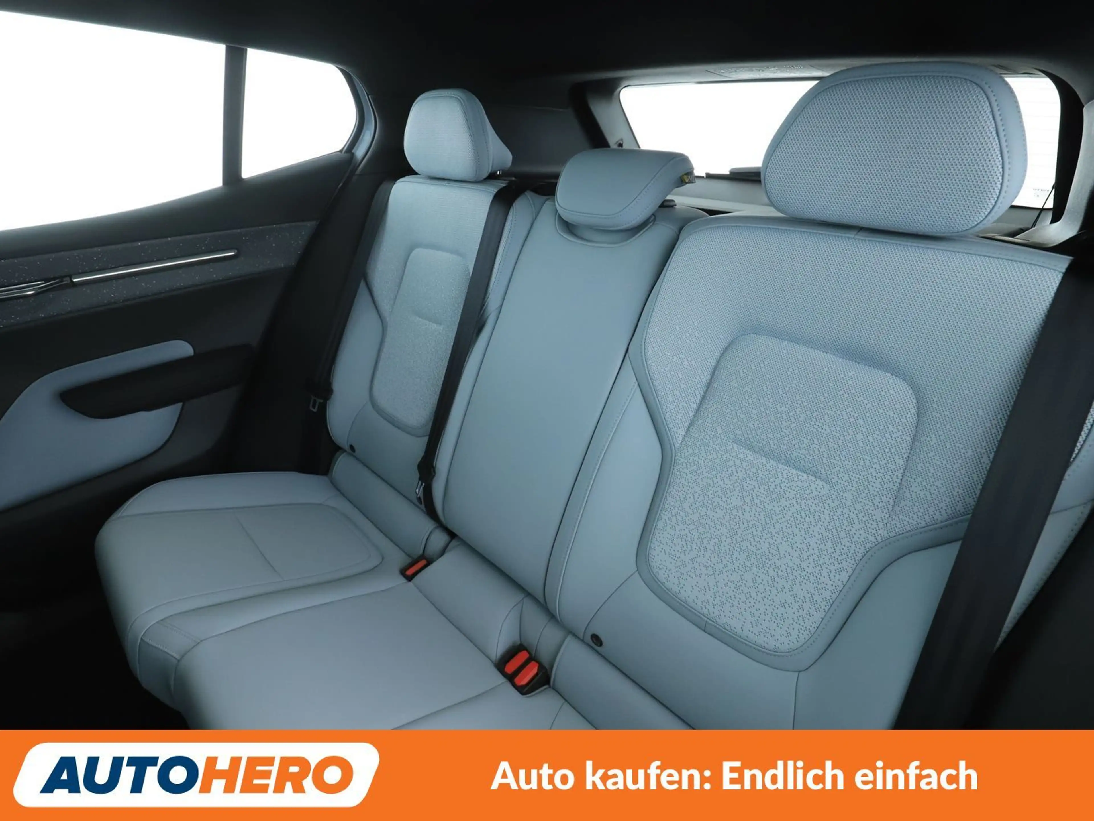 Volvo EX30 Single Motor Extended Range Ultra 2WD Aut.*NAVI* — photo 14