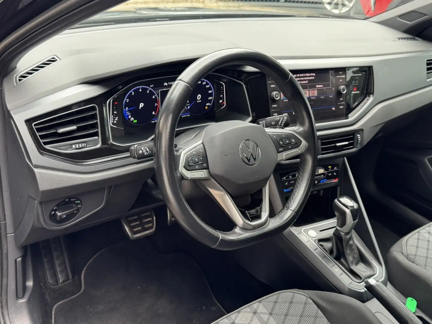 Volkswagen Taigo 1.0 TSI R-Line Noir - 2