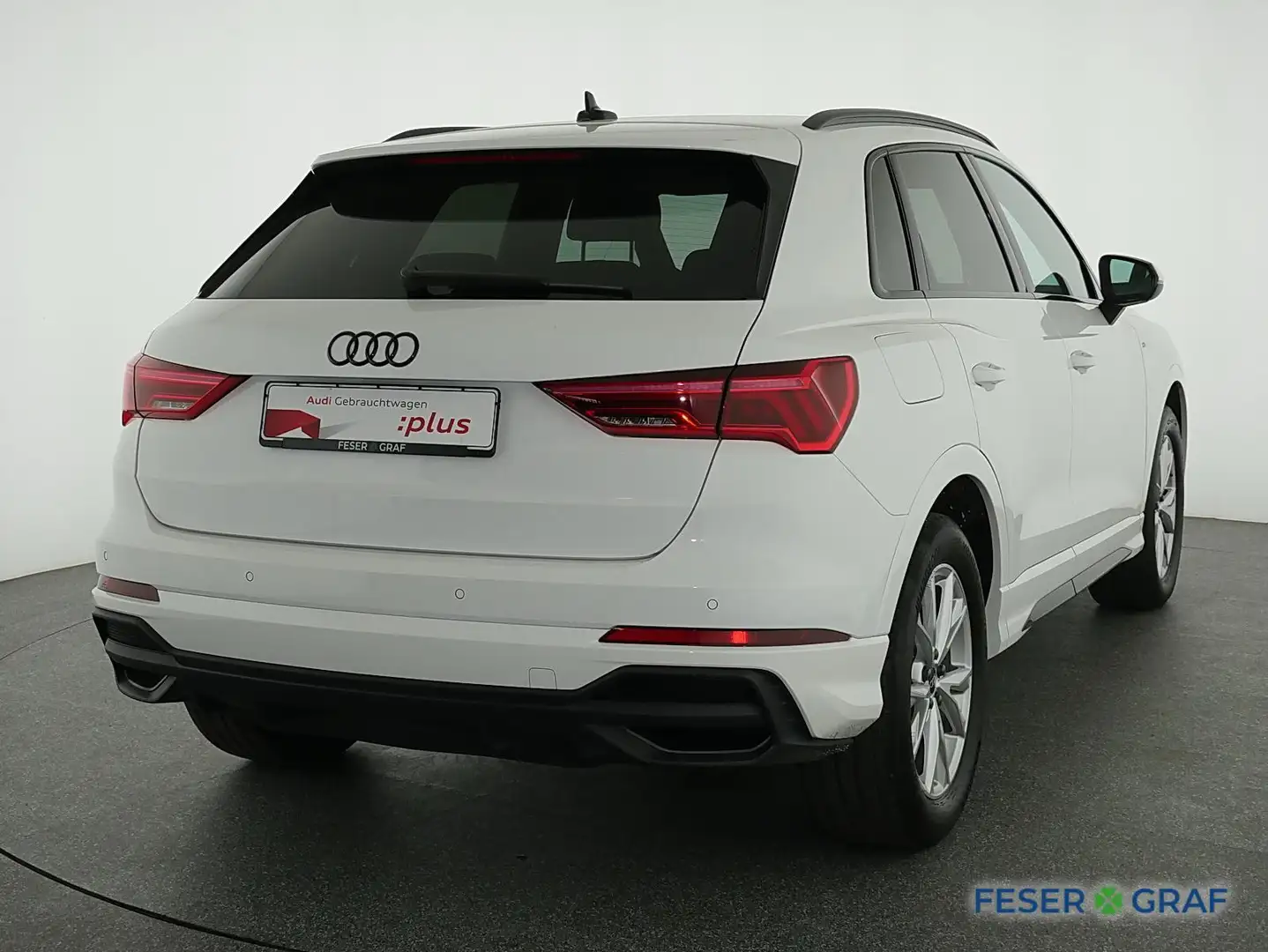 Audi Q3 35 TFSI S tronic S Line Ext LED,Sportsitze,Smartph Weiß - 2