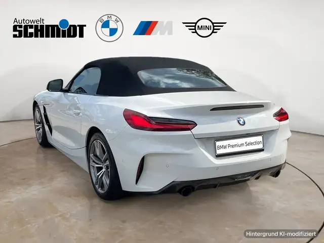 BMW Z4 view 4