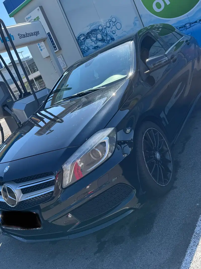 Mercedes-Benz A 180 CDI (BlueEFFICIENCY) Urban - 2