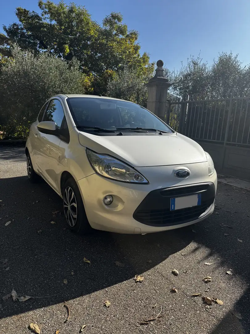 Ford Ka/Ka+ Ka 1.2 Titanium + c/esp 69cv E6 Bianco - 2