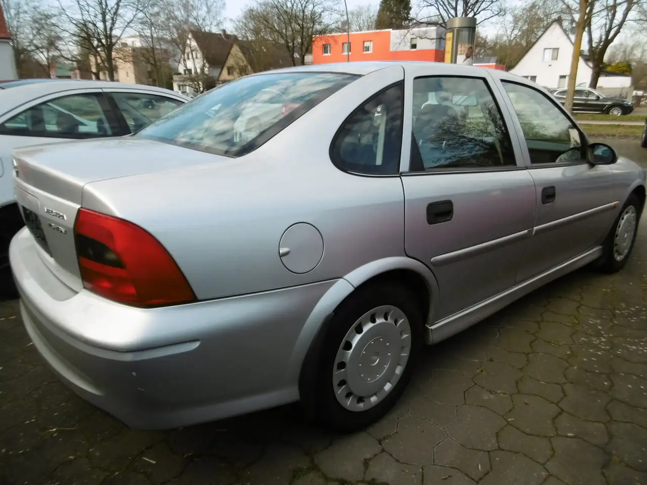 Opel Vectra 1.6 Allwetterreifen 1.Hand, foto 2
