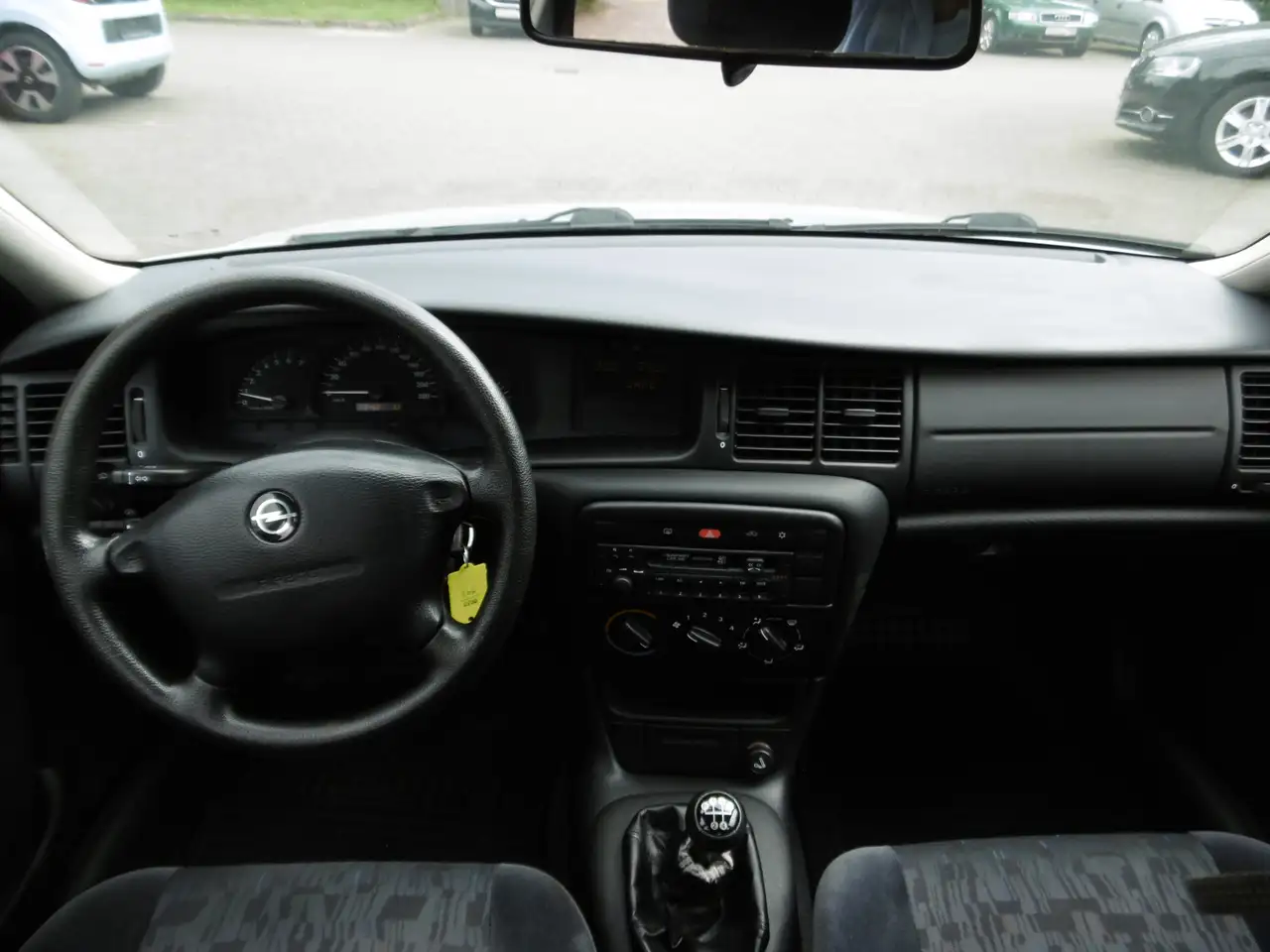 Opel Vectra 1.6 Allwetterreifen 1.Hand, foto 6