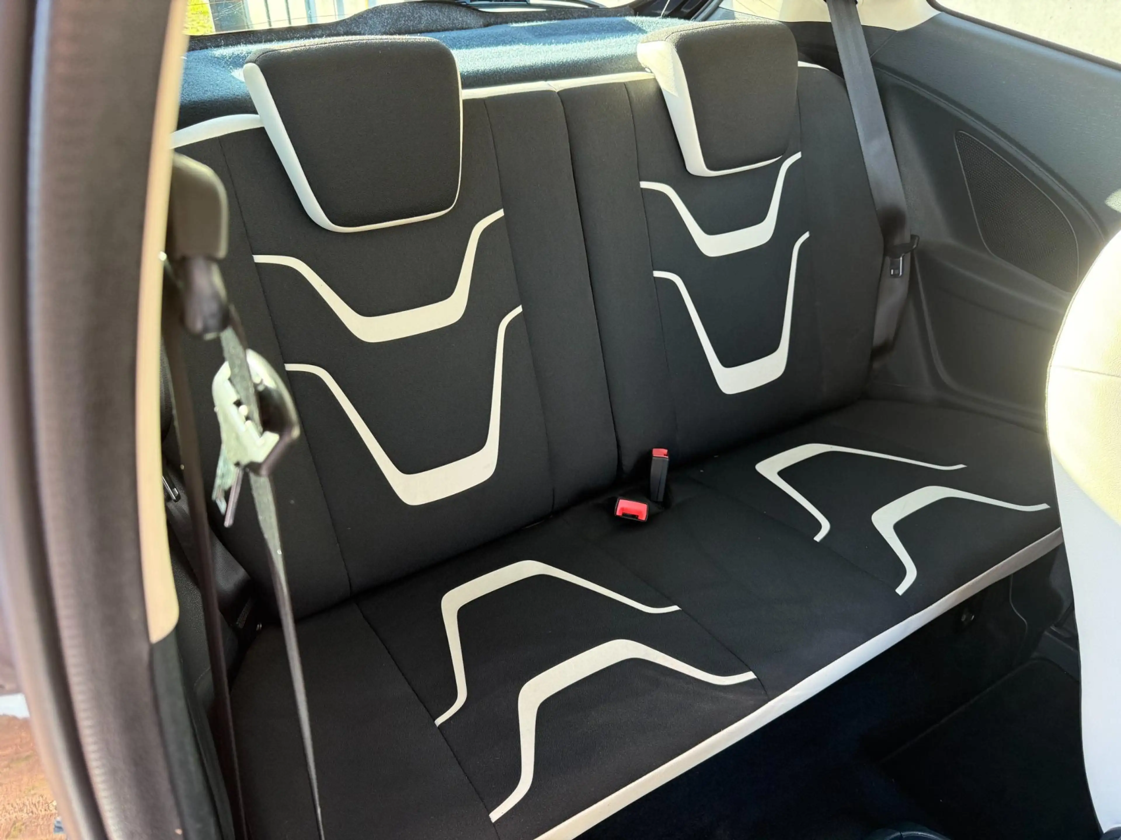 Ford Ka/Ka+ 1.2 Titanium X start/stop/LIMITED EDITION/AIRCO/ST — photo 14