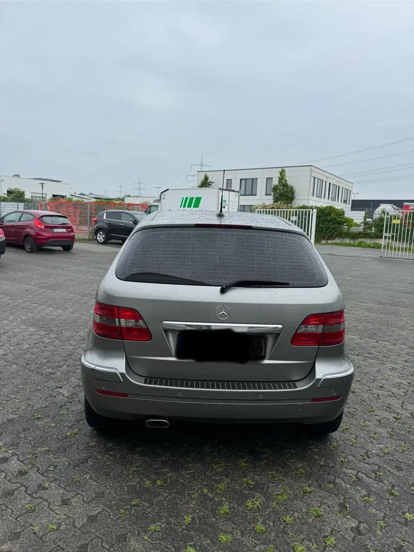 Mercedes-Benz B 180 CDI - 2
