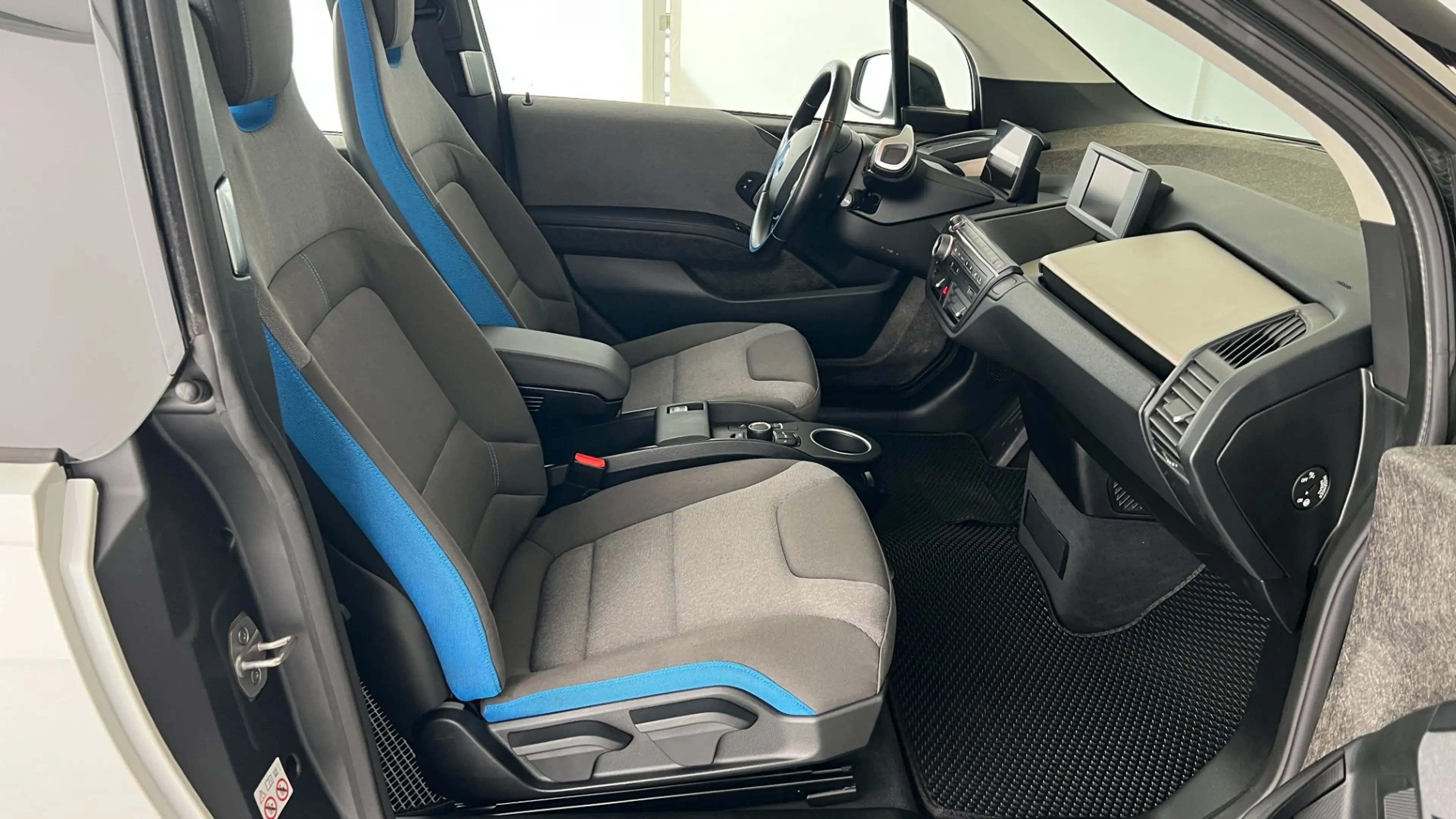 BMW i3 — photo 6