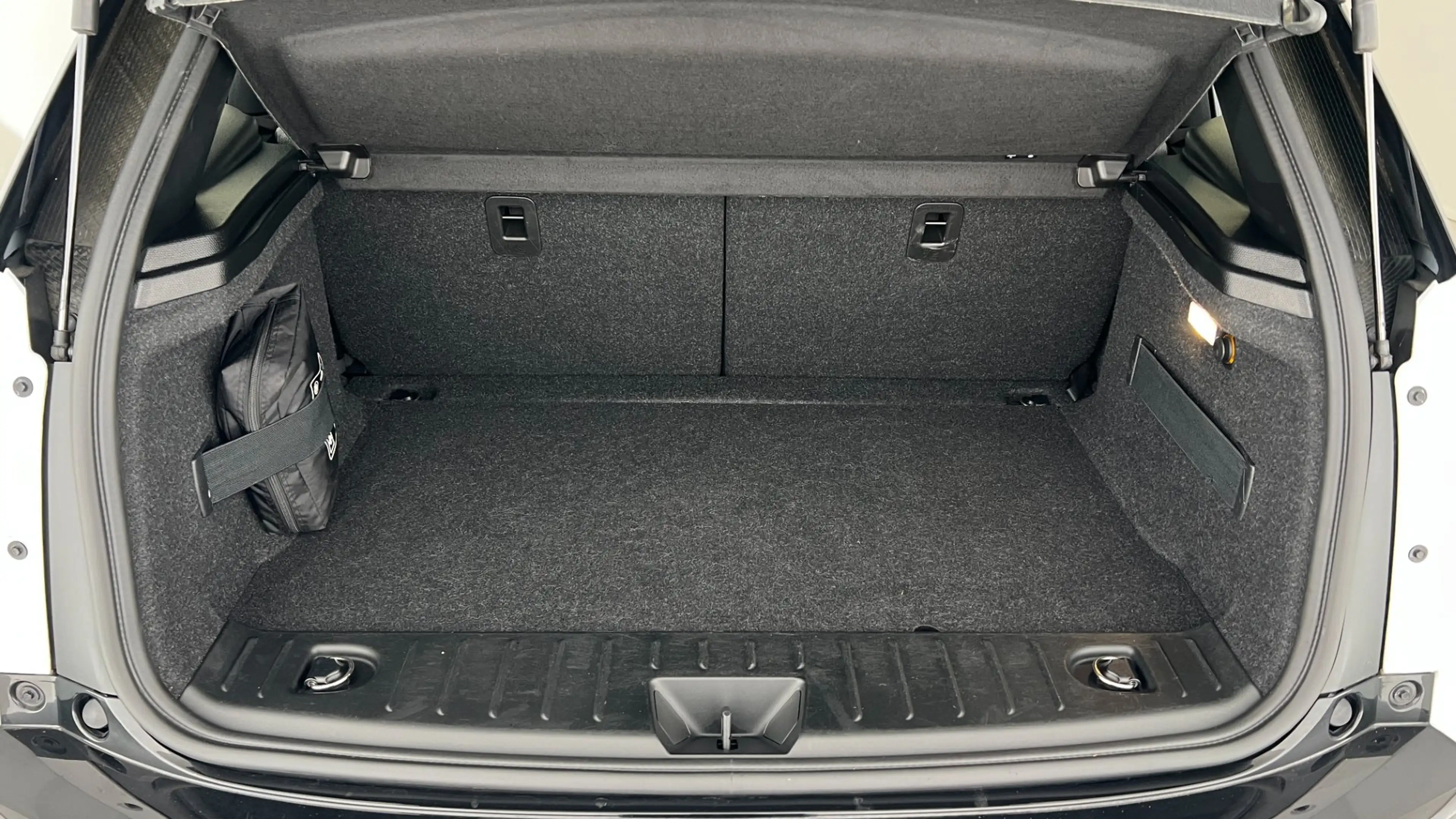 BMW i3 — photo 9