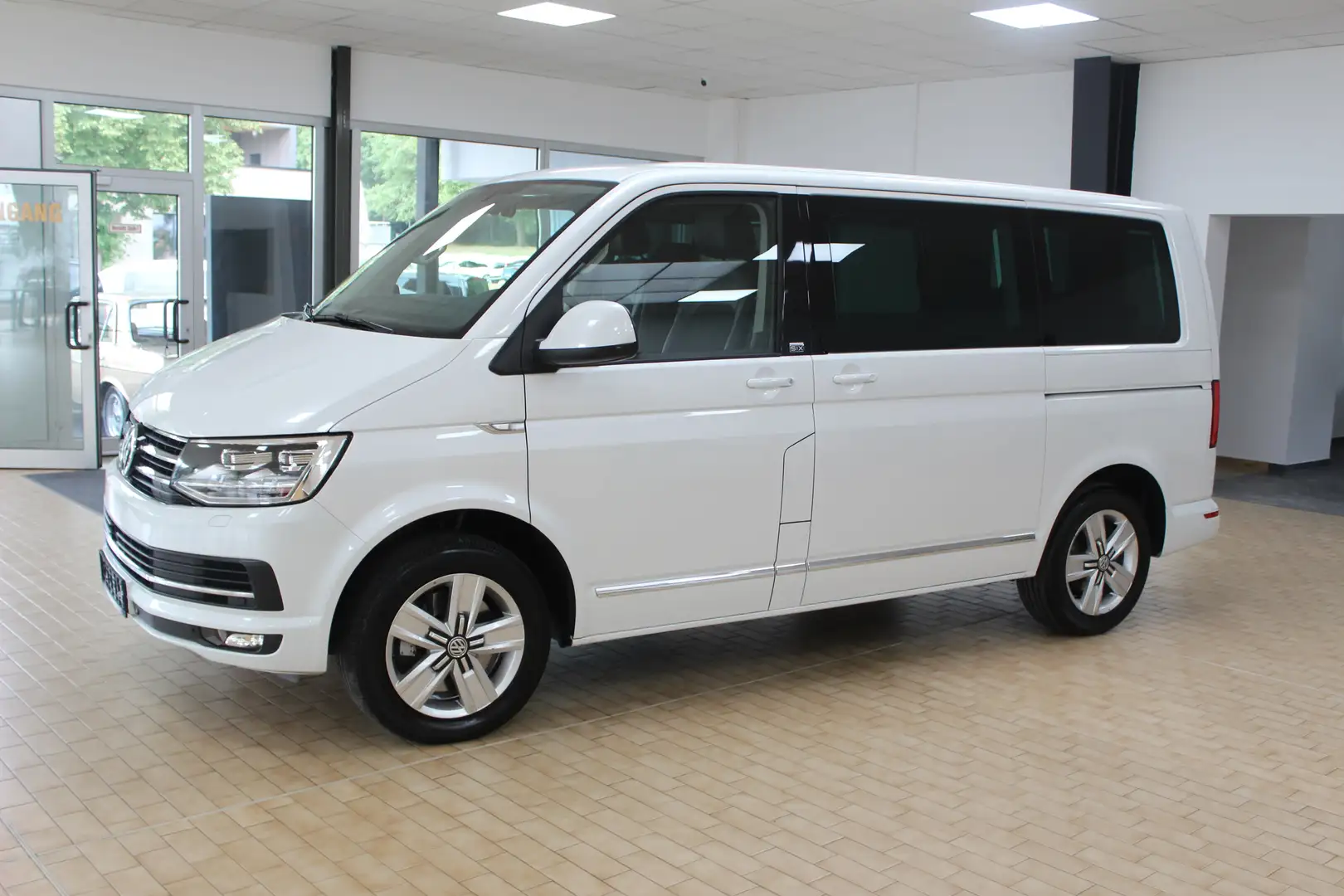 Volkswagen T6 Multivan Generation Six 4Motion 150PS *2,99% - Rate 416€ Bianco - 2