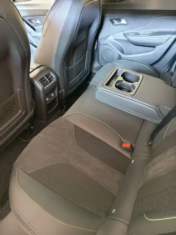 Peugeot 308 view 10