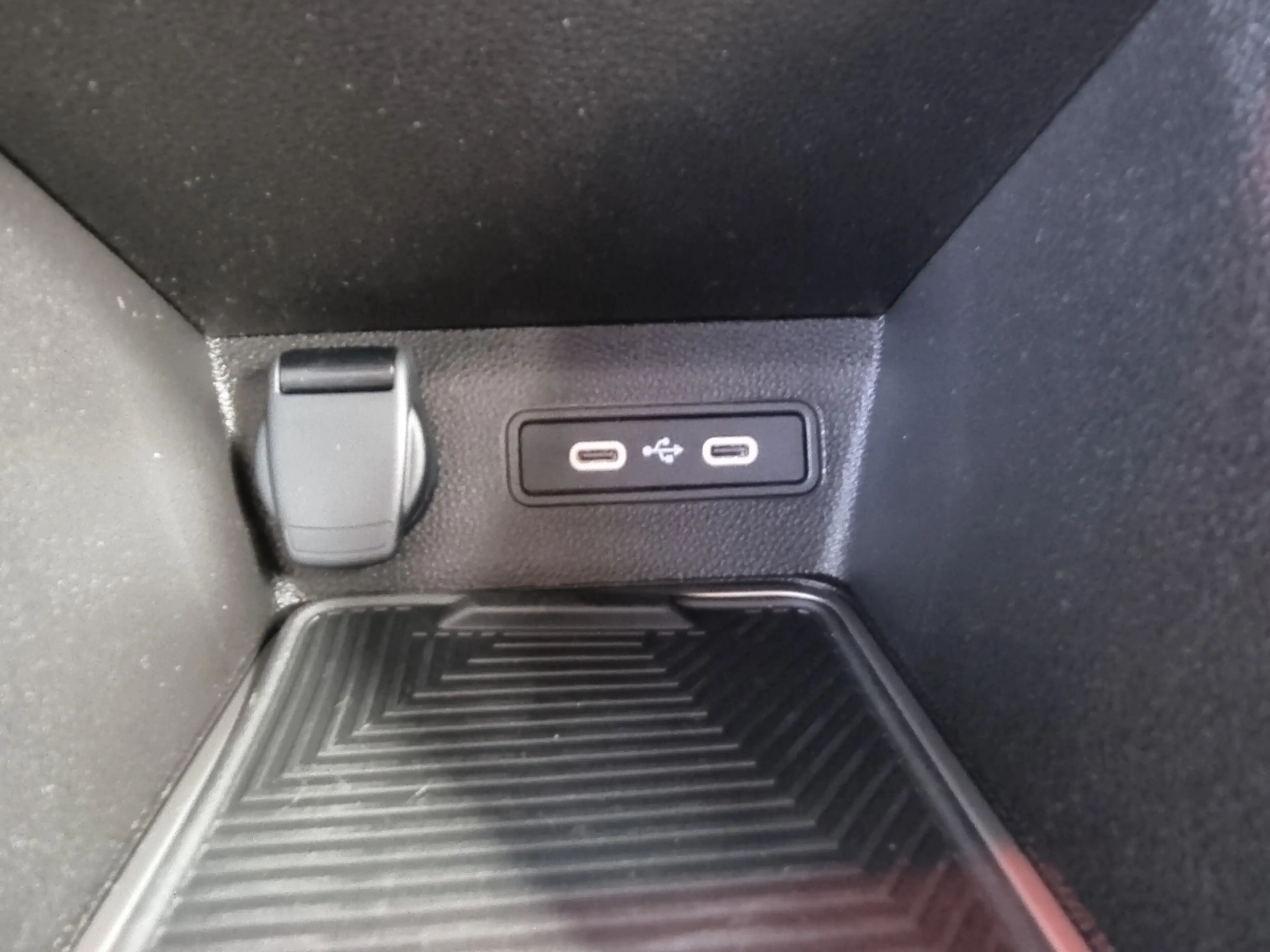 Renault R 4 E-Tech elektrisch Techno 150 Comfort Range — photo 14