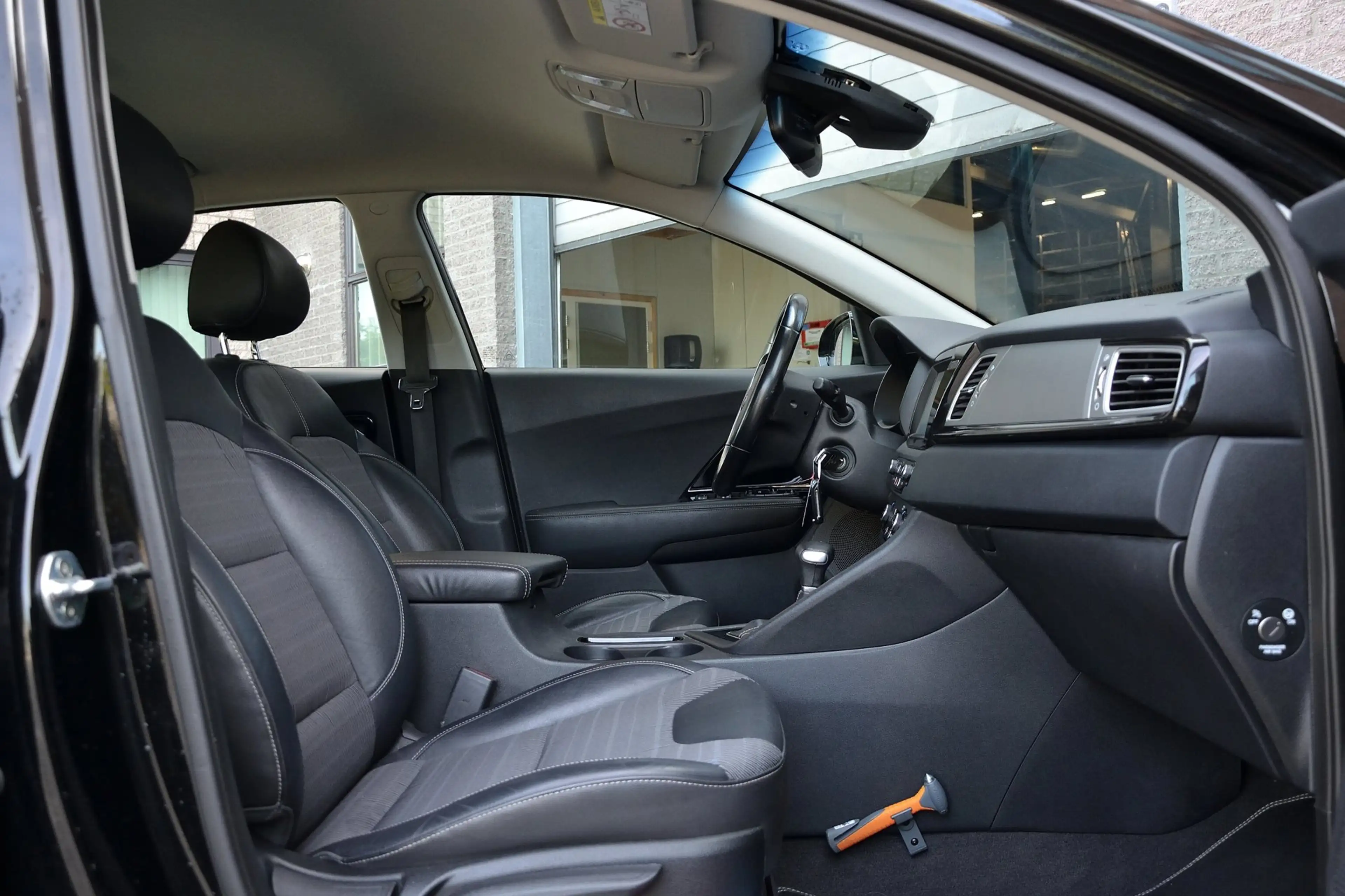 Kia Niro 1.6 GDi Hybrid DynamicLine | Navigatie | Trekhaak — photo 11