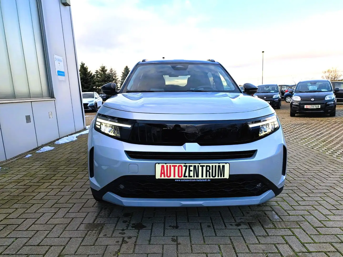 Opel Frontera GS 1.2 Turbo Hybrid 145PS Automatik Silber - 2