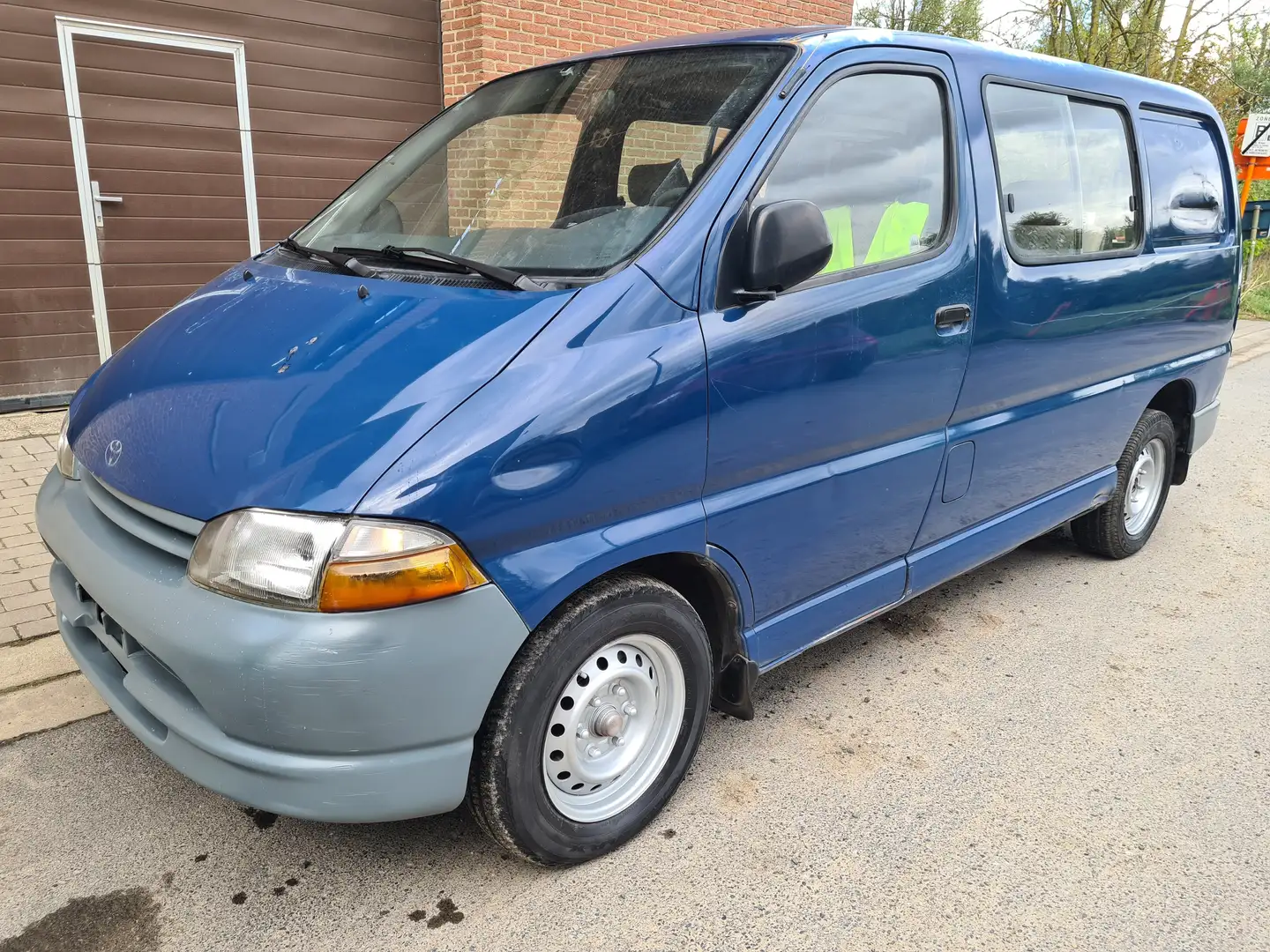 Toyota Hiace MOTEUR 2 L - NORMAL-CLIMATISÉ- DIESEL Niebieski - 1