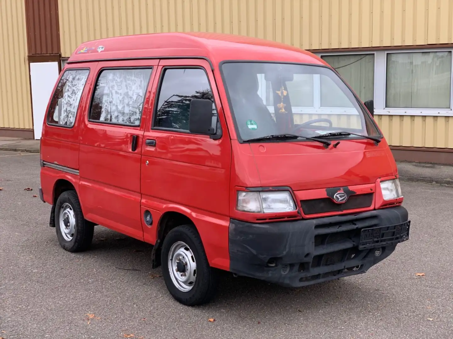 Daihatsu Hijet Camper Red - 1