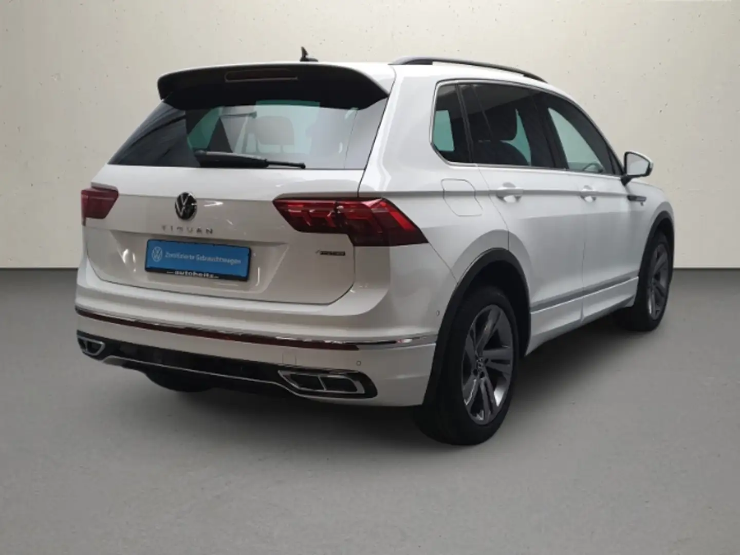Volkswagen Tiguan TDI 4MOTION DSG R-Line Standhz Matrix Nav Weiß - 2