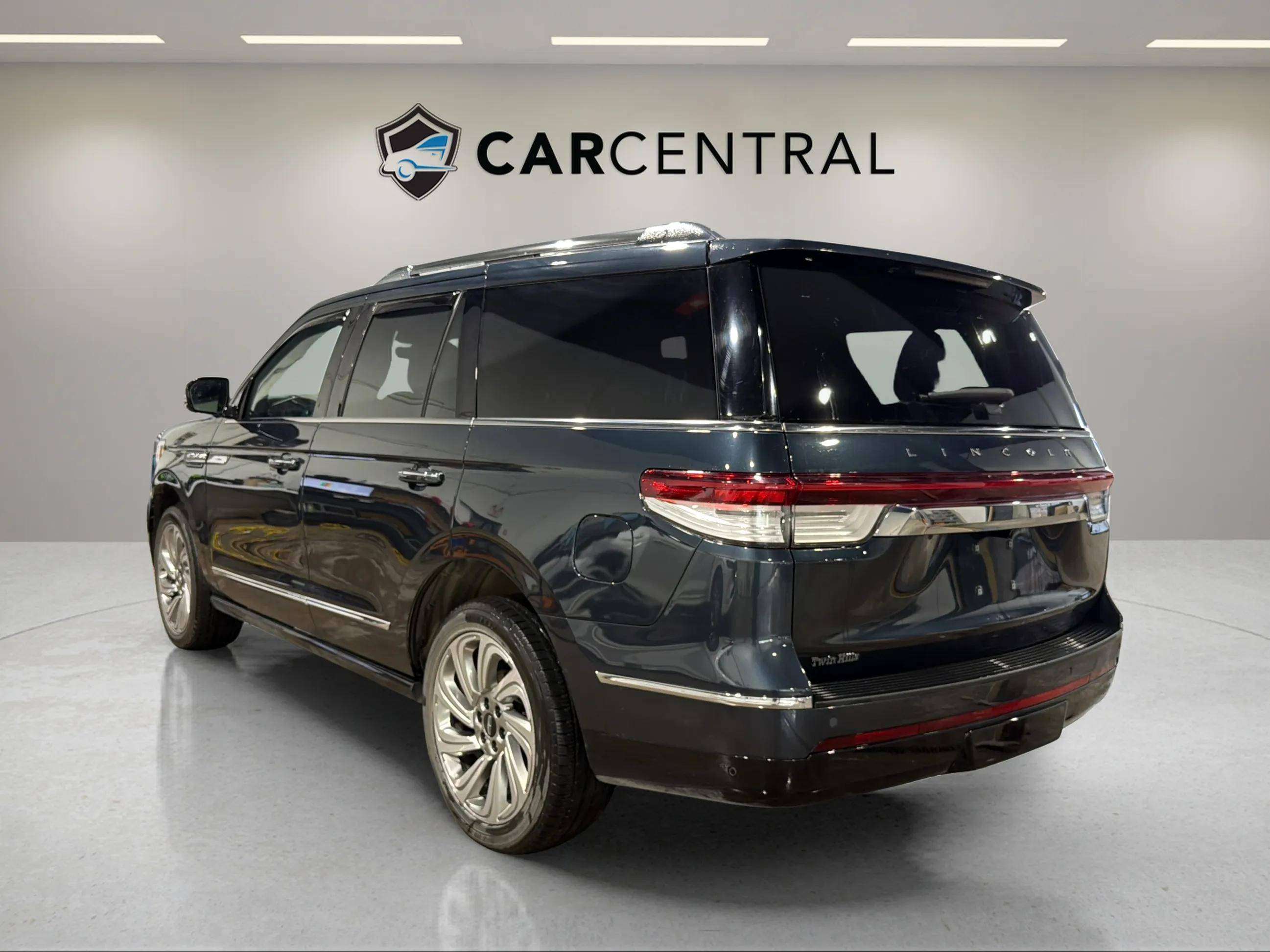 2024 Lincoln Navigator