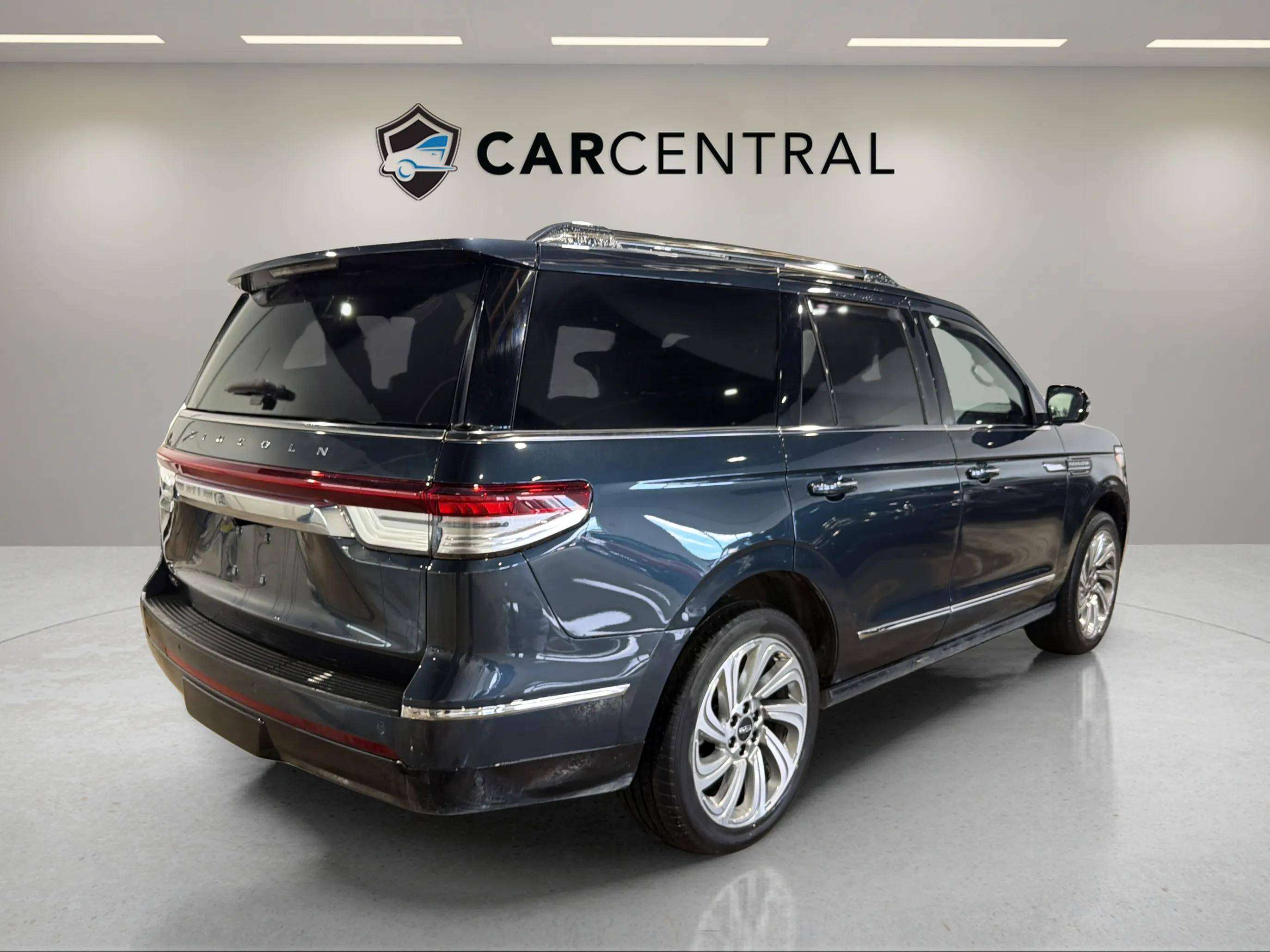 2024 Lincoln Navigator