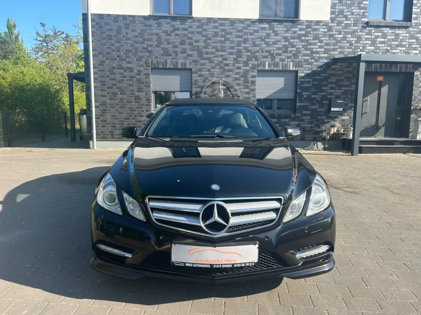 Mercedes-Benz E 220 E -Klasse Cabrio E 220 CDI BlueEfficiency Schwarz - 2