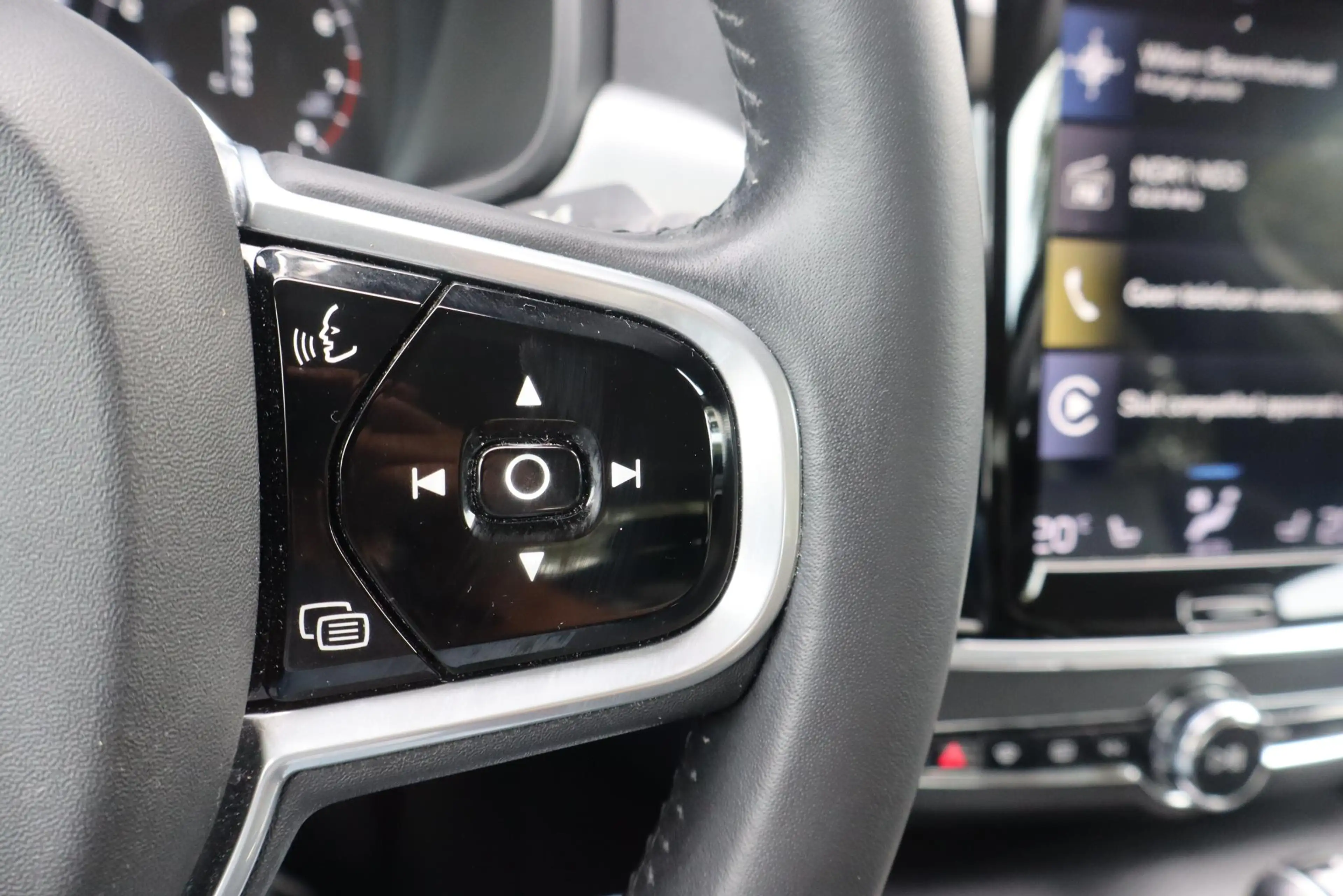 Volvo S90 2.0 T4 Momentum+ | Digitale cockpit | Parkeerhulp — photo 24