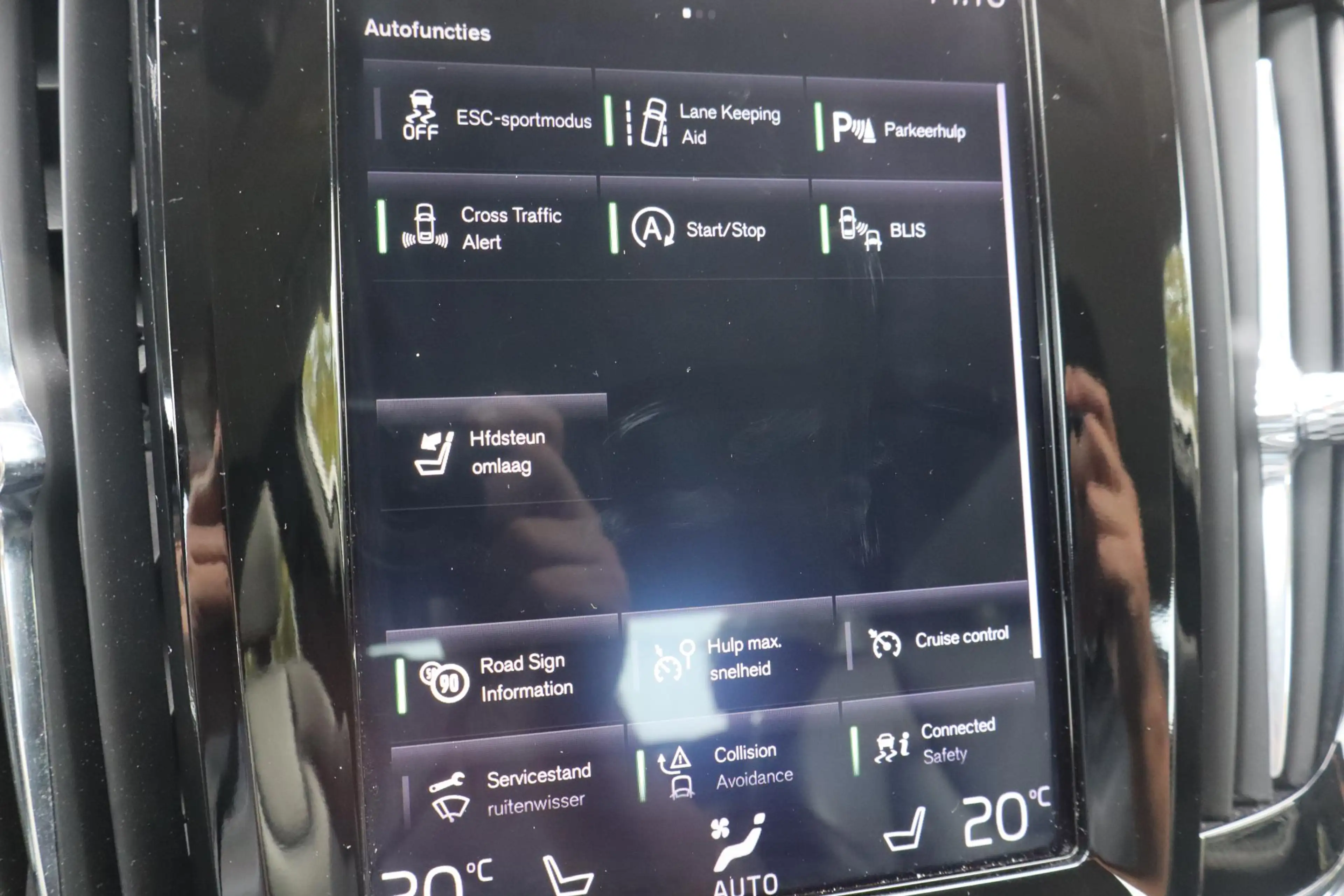 Volvo S90 2.0 T4 Momentum+ | Digitale cockpit | Parkeerhulp — photo 7
