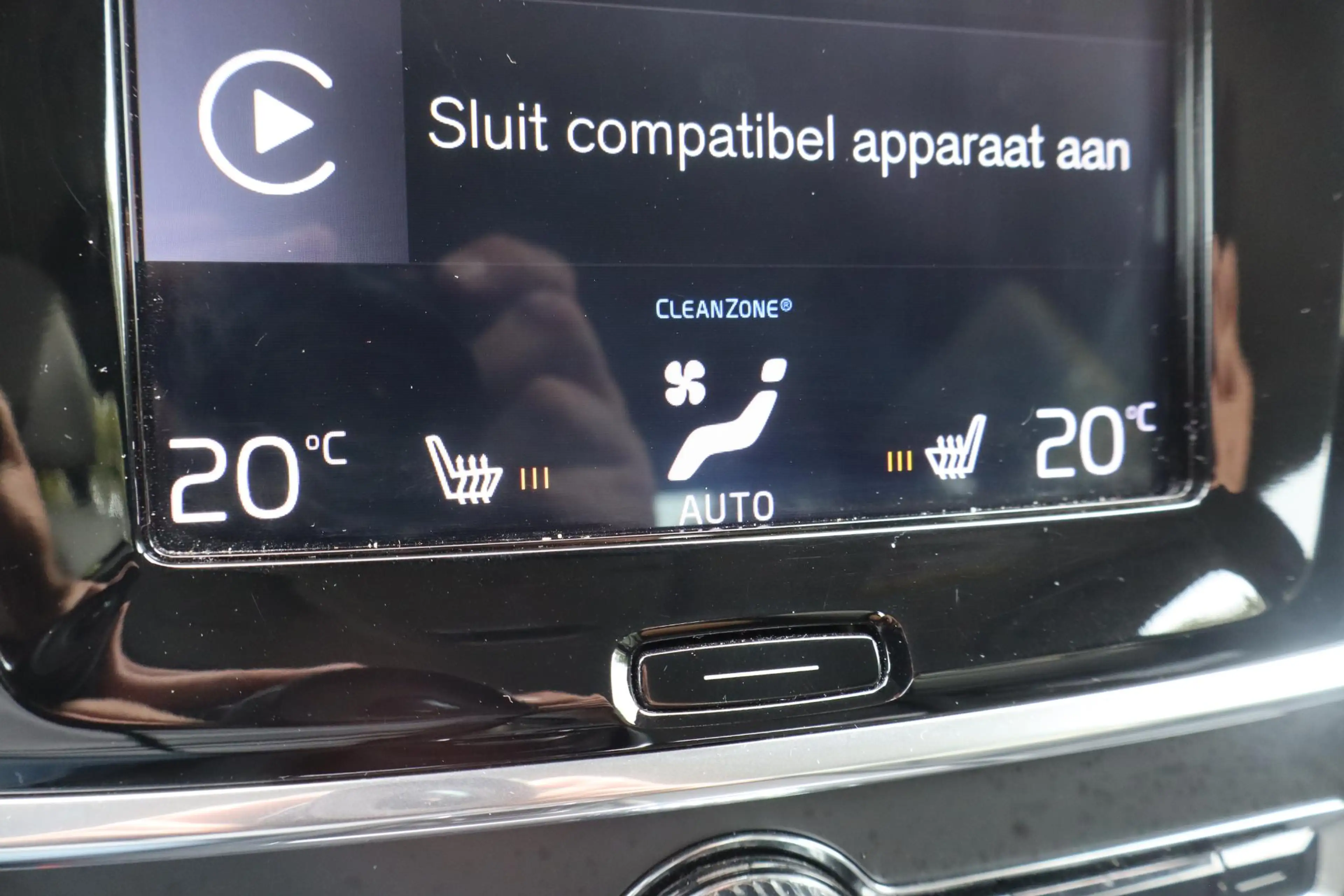 Volvo S90 2.0 T4 Momentum+ | Digitale cockpit | Parkeerhulp — photo 10