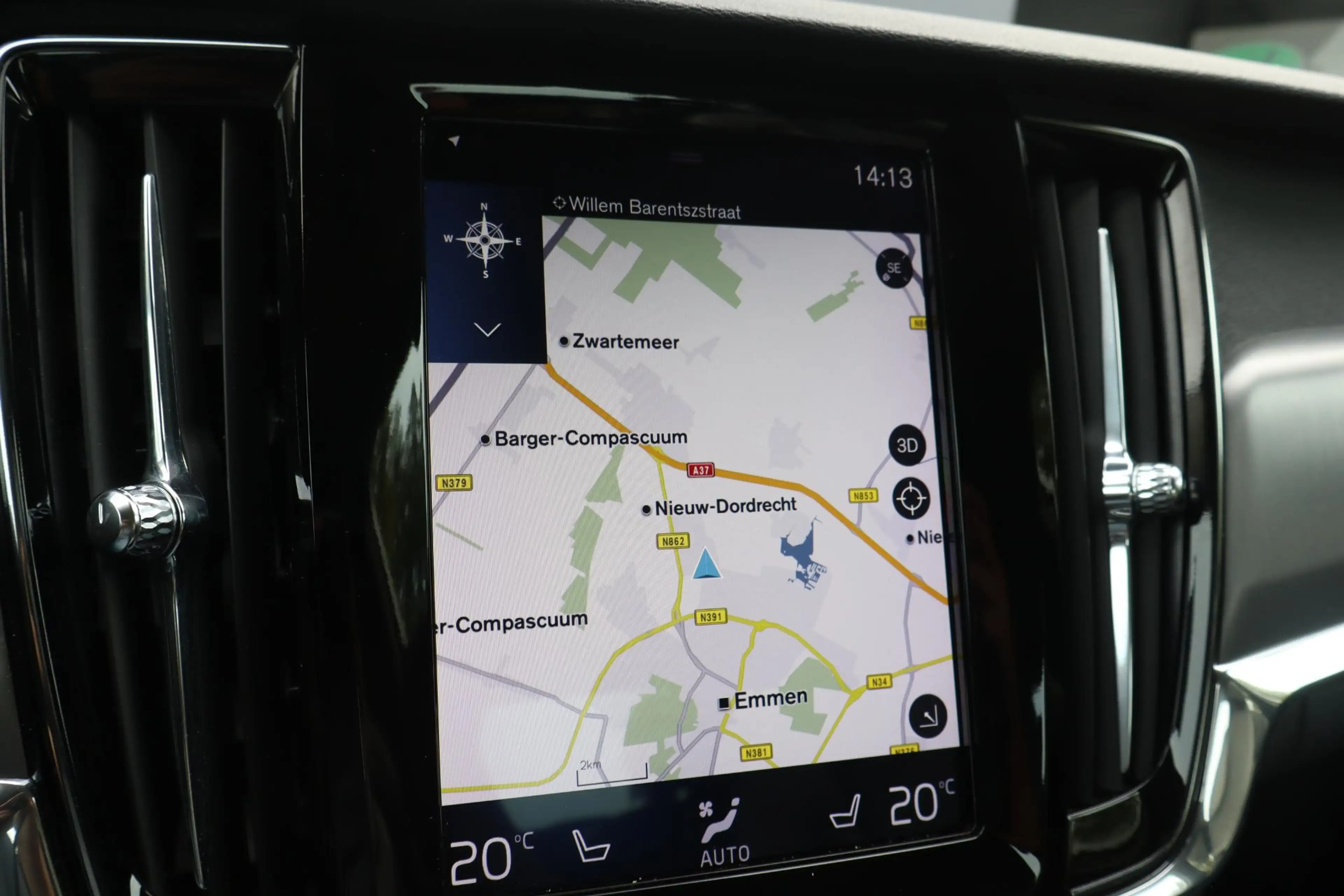 Volvo S90 2.0 T4 Momentum+ | Digitale cockpit | Parkeerhulp — photo 6